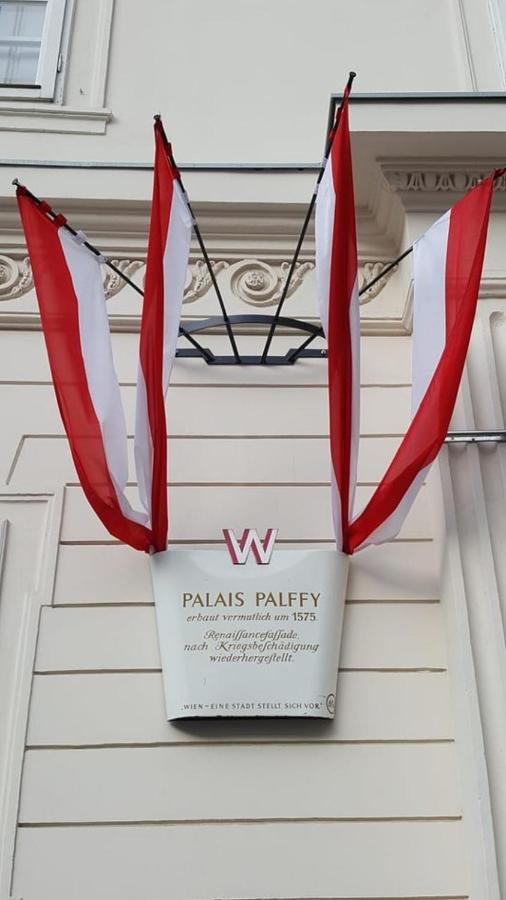 Palais Palffy Lägenhet Wien Exteriör bild